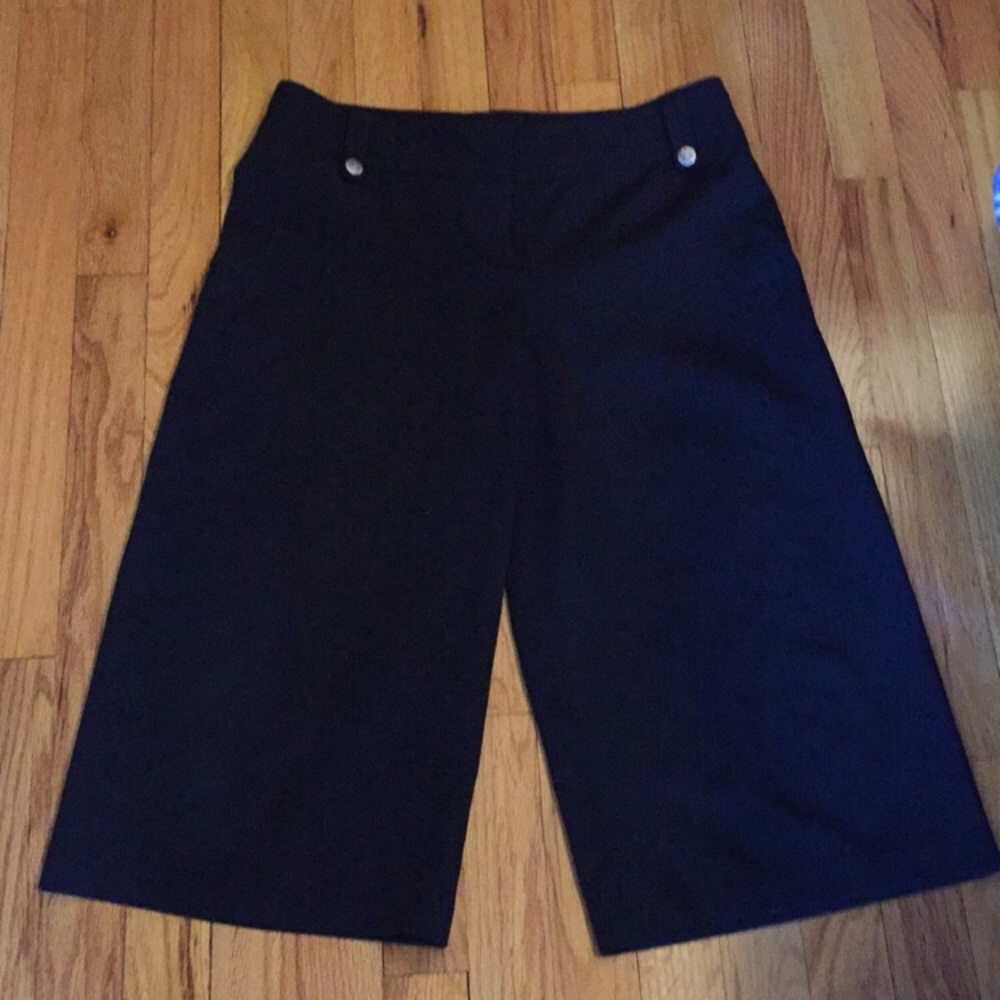 Studio 1940 Black Wide Leg Capri - Picture 1 of 4